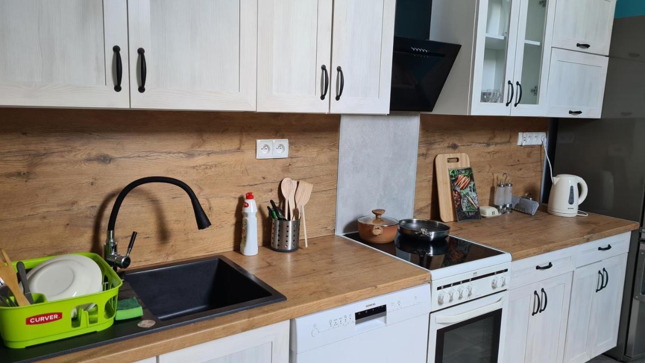 W20 Hostel Goledzinow Экстерьер фото