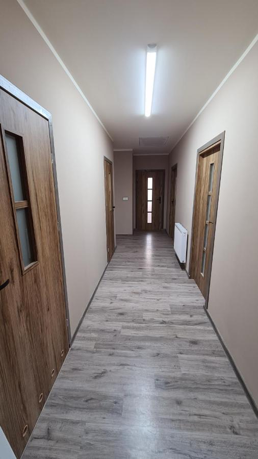 W20 Hostel Goledzinow Экстерьер фото