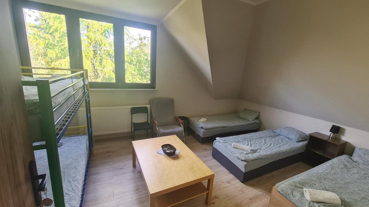 W20 Hostel Goledzinow Экстерьер фото