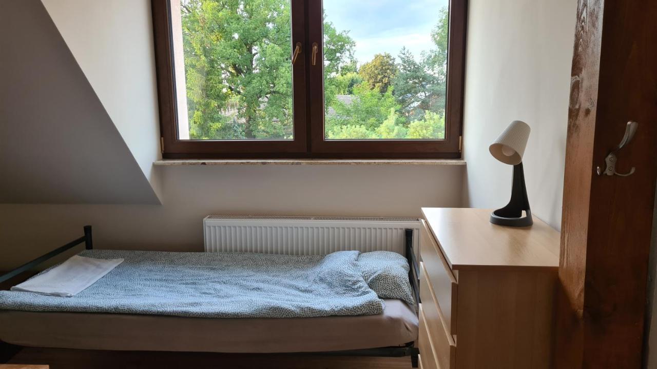 W20 Hostel Goledzinow Экстерьер фото