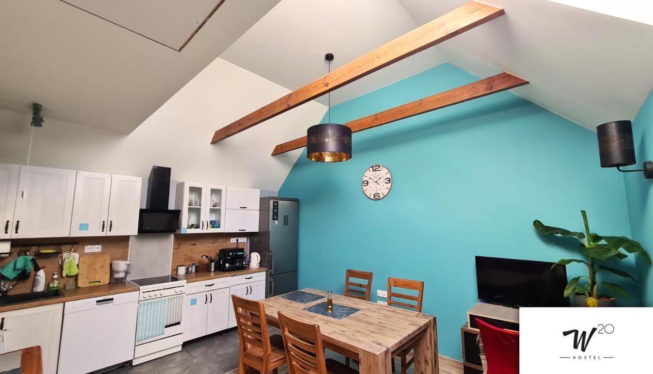 W20 Hostel Goledzinow Экстерьер фото