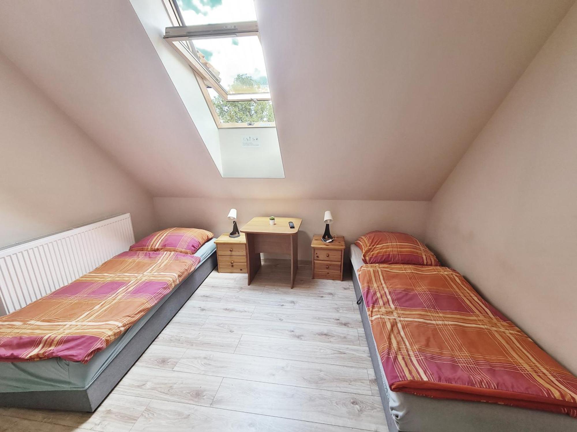 W20 Hostel Goledzinow Экстерьер фото