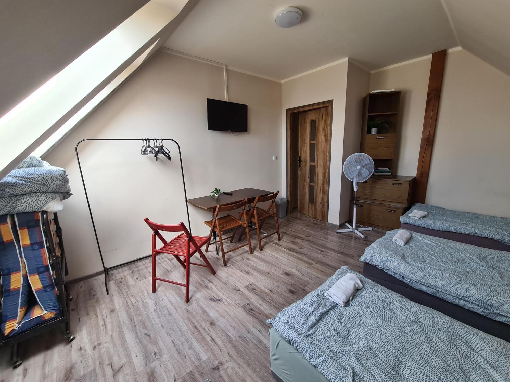 W20 Hostel Goledzinow Экстерьер фото