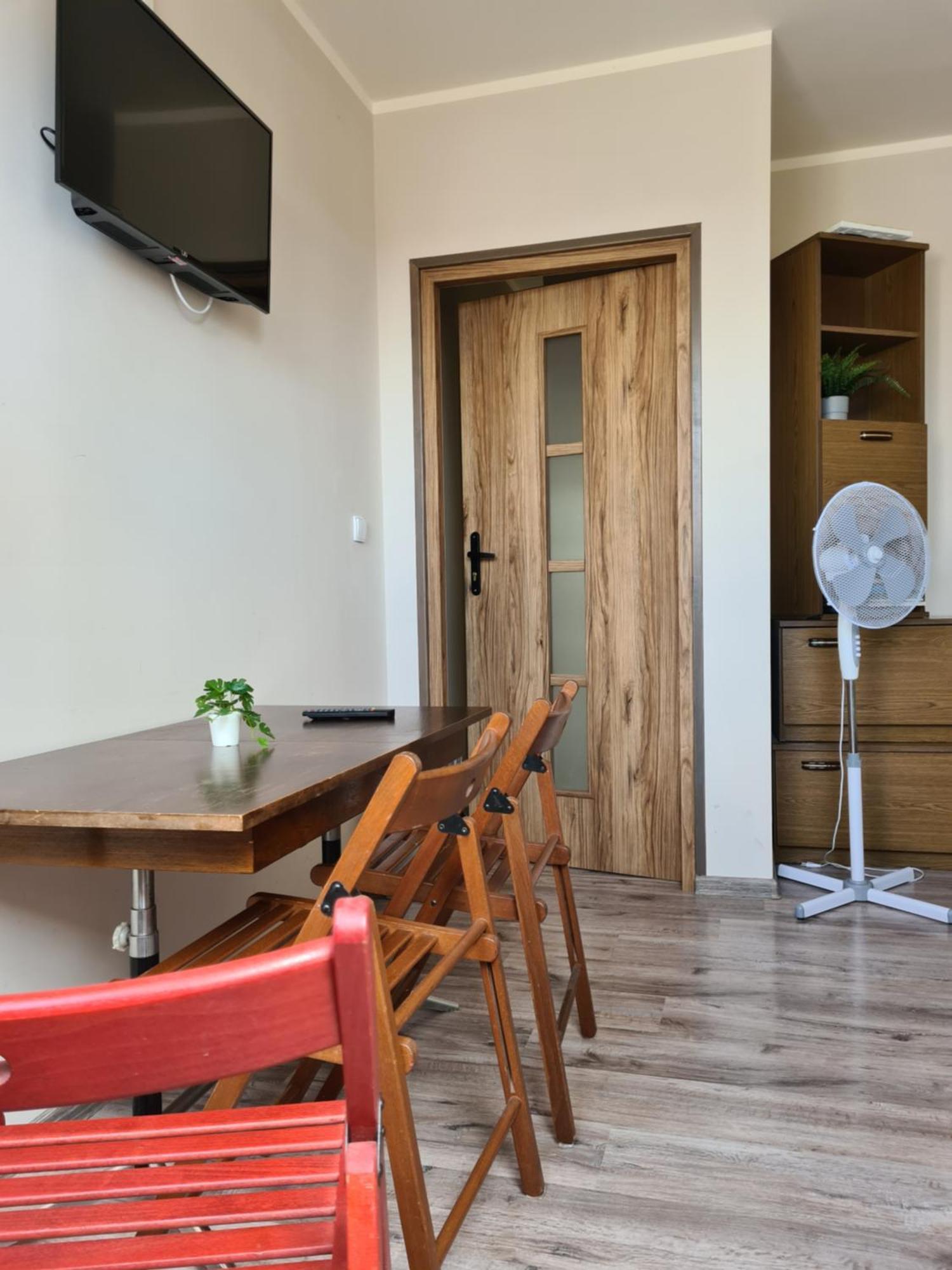 W20 Hostel Goledzinow Экстерьер фото